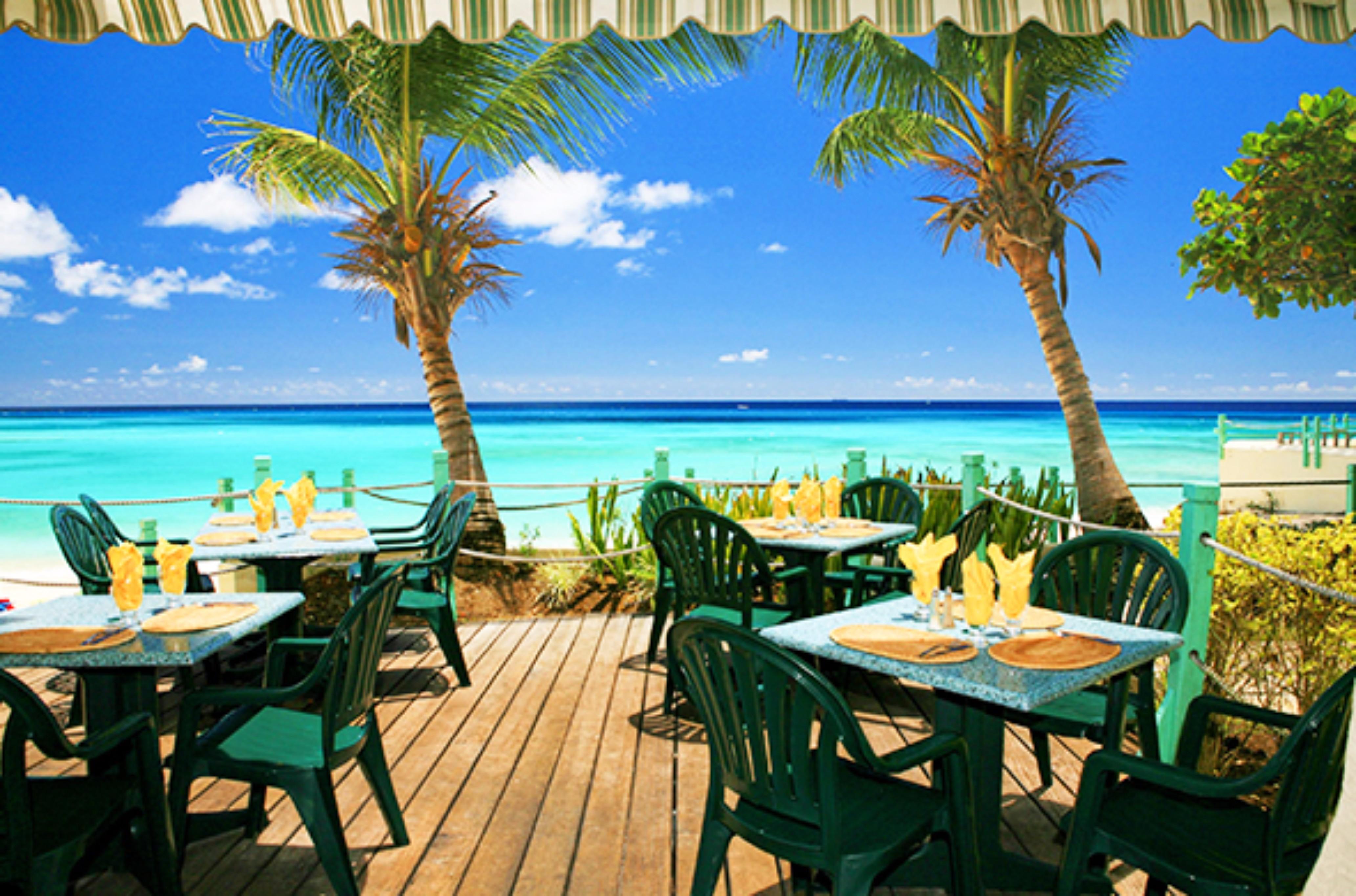 Blue Orchids Beach Hotel Bridgetown Eksteriør billede