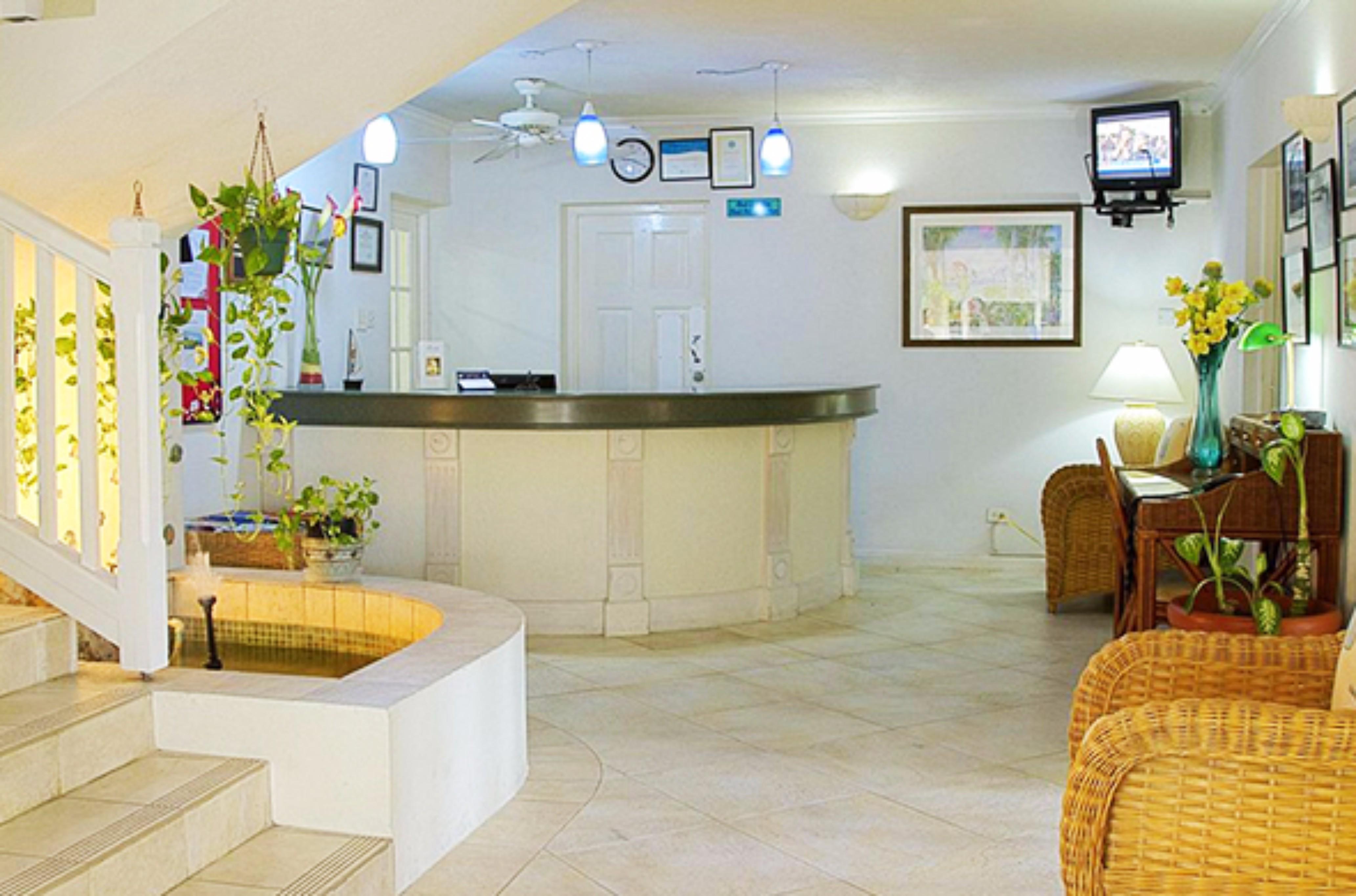 Blue Orchids Beach Hotel Bridgetown Eksteriør billede